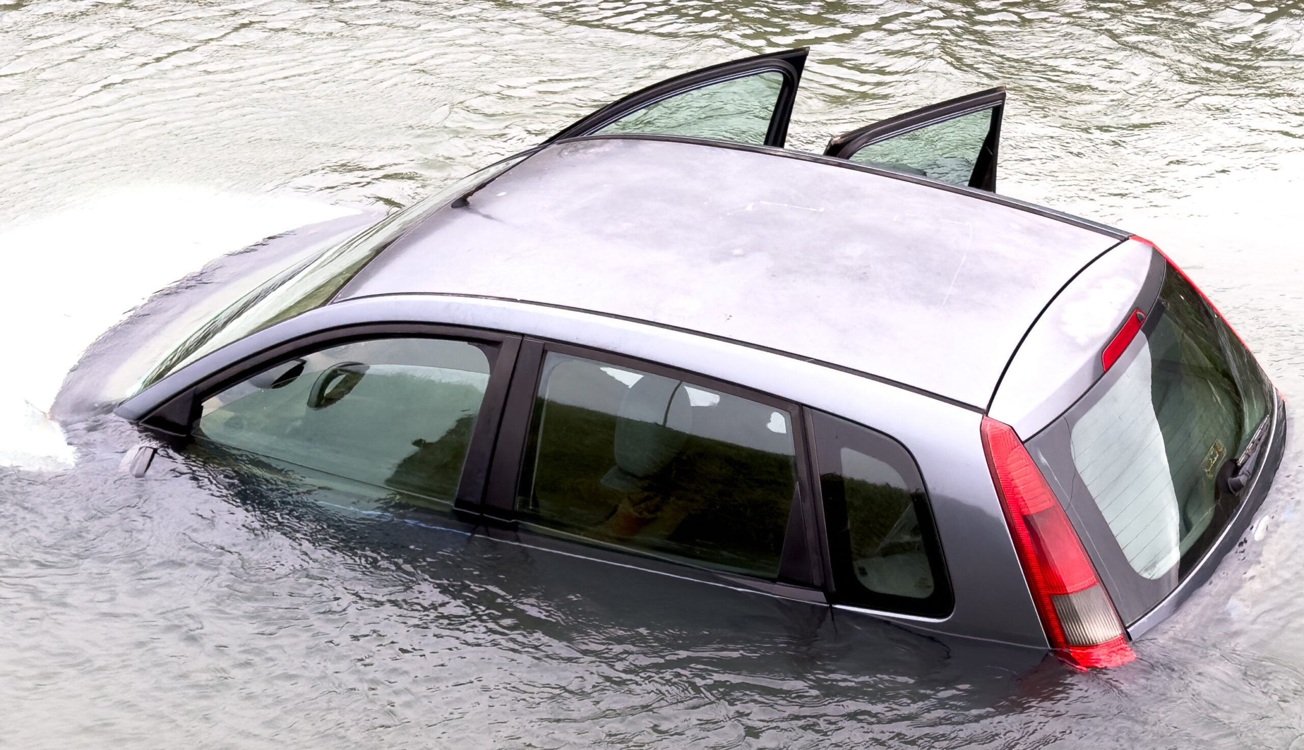 How to Clean Flood-Affected or Water Damaged Cars in Auckland