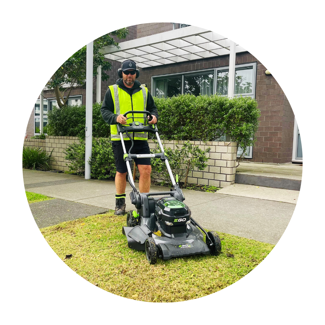 Lawn Mowing Clean Planet